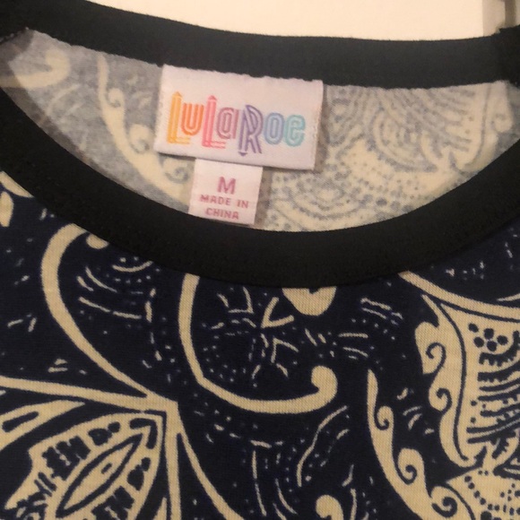 LuLaRoe Randy - Picture 3 of 5